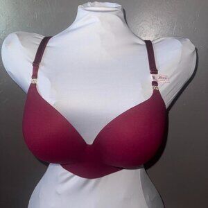 Women’s maroon Victoria’s Secret push up Bra Brand new with tags. 36ddd